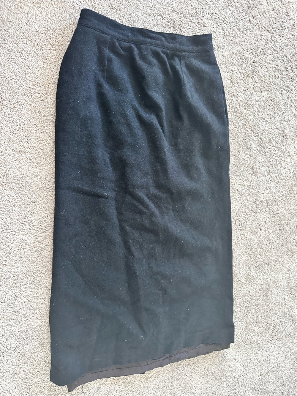 Vintage Calvin Klein 100% wool Black Maxi Skirt - Straight Silhouette